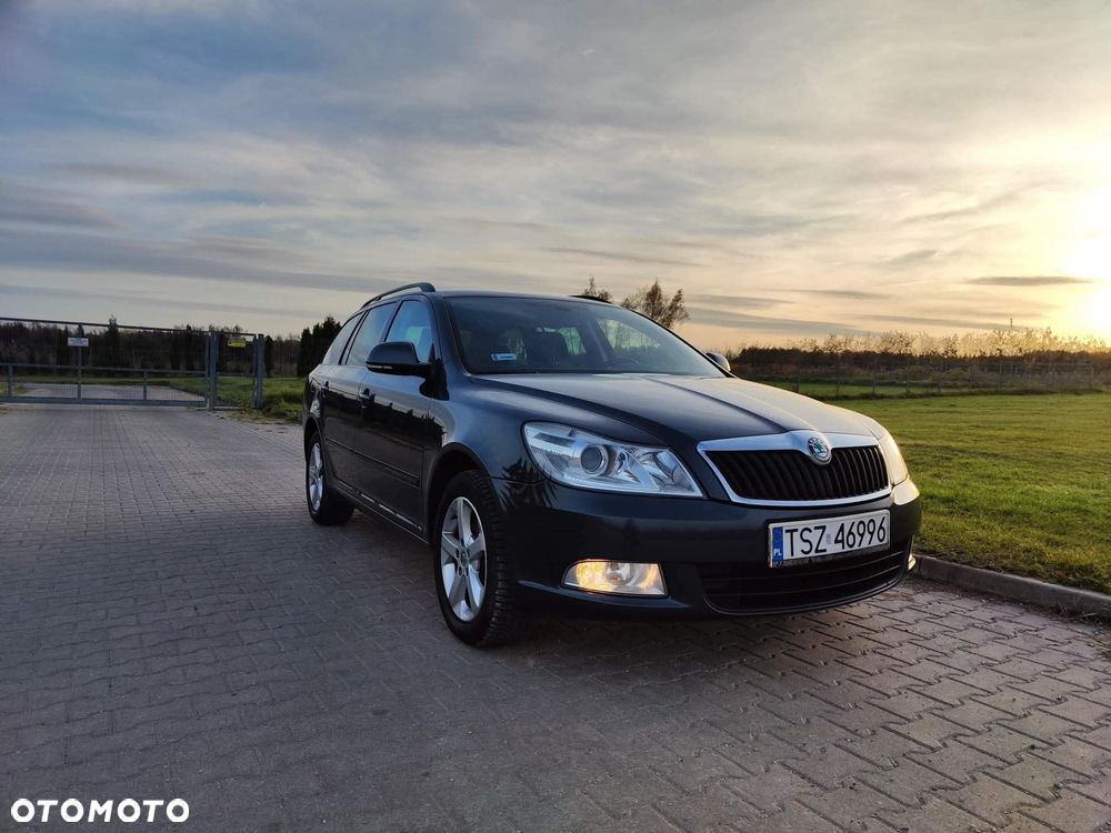 Skoda Octavia 1.6 TDI Ambition DSG - 1