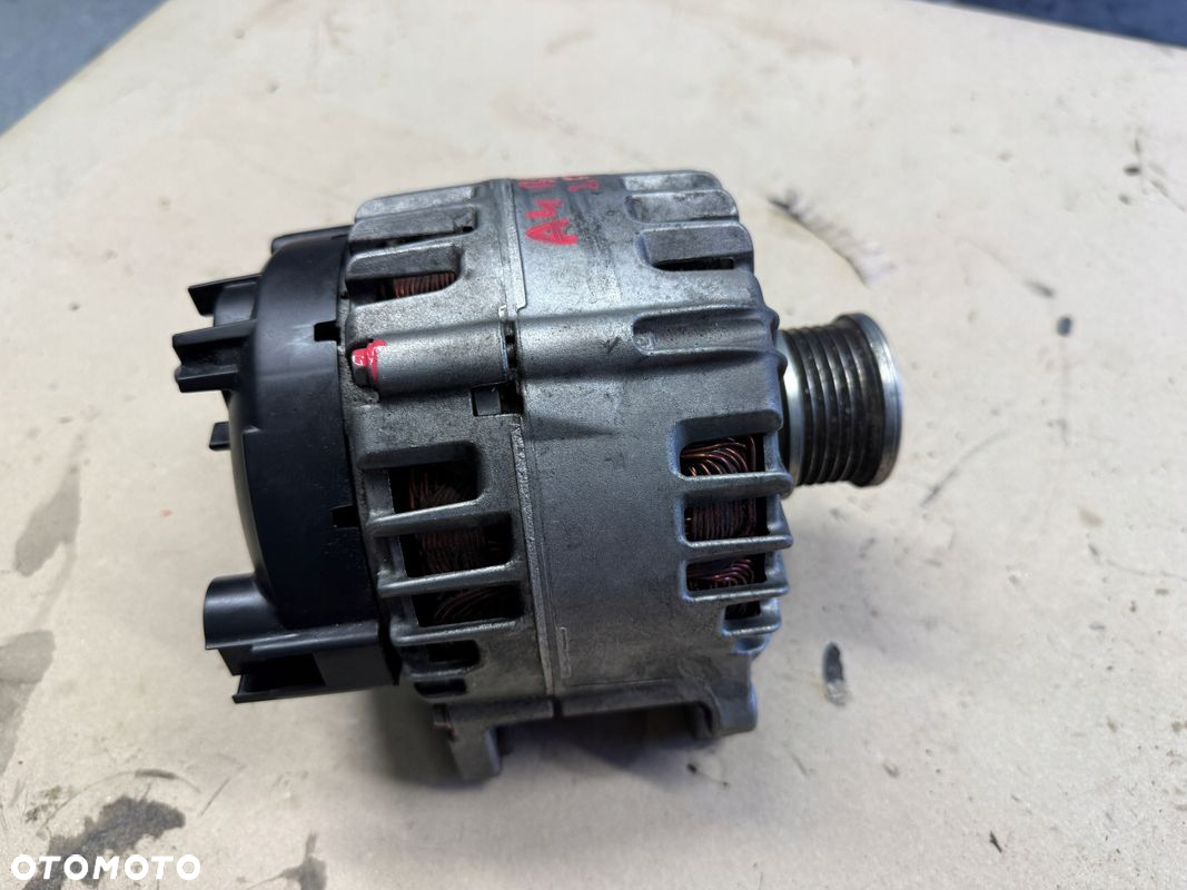AUDI A4 B8 A5 8T 2.0 TDI ALTERNATOR 140A 03G903016G - 2