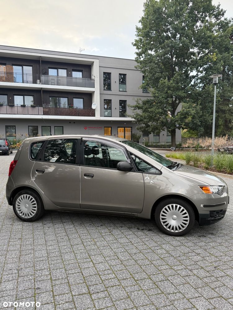 Mitsubishi Colt 1.3 Automatik Invite - 10