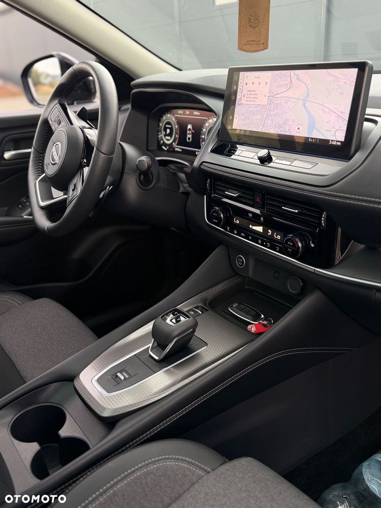 Nissan Qashqai 1.3 DIG-T mHEV N-Connecta Xtronic - 11