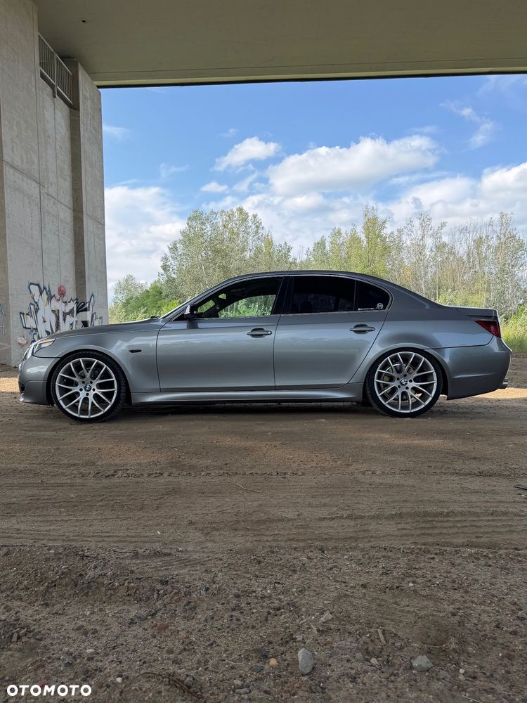 BMW Seria 5 - 16