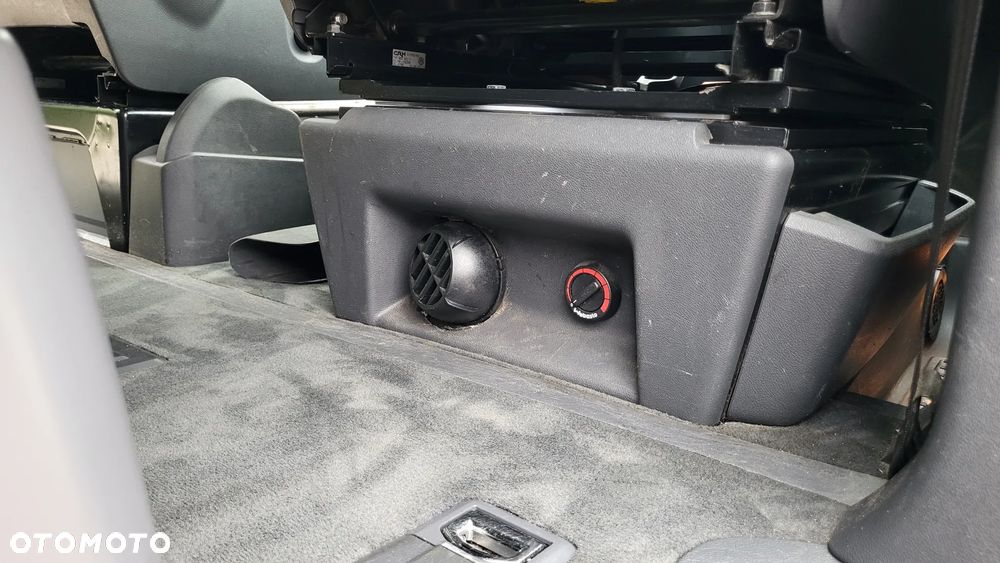 Volkswagen Multivan - 16