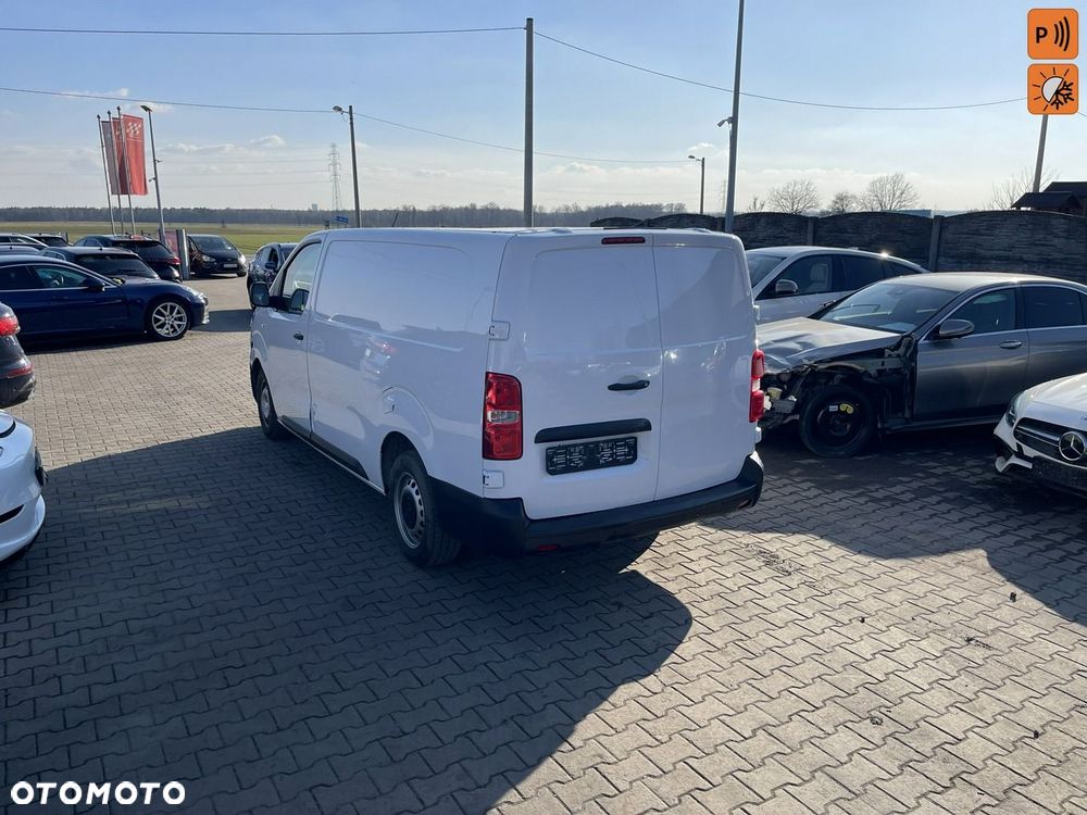 Opel Vivaro - 1