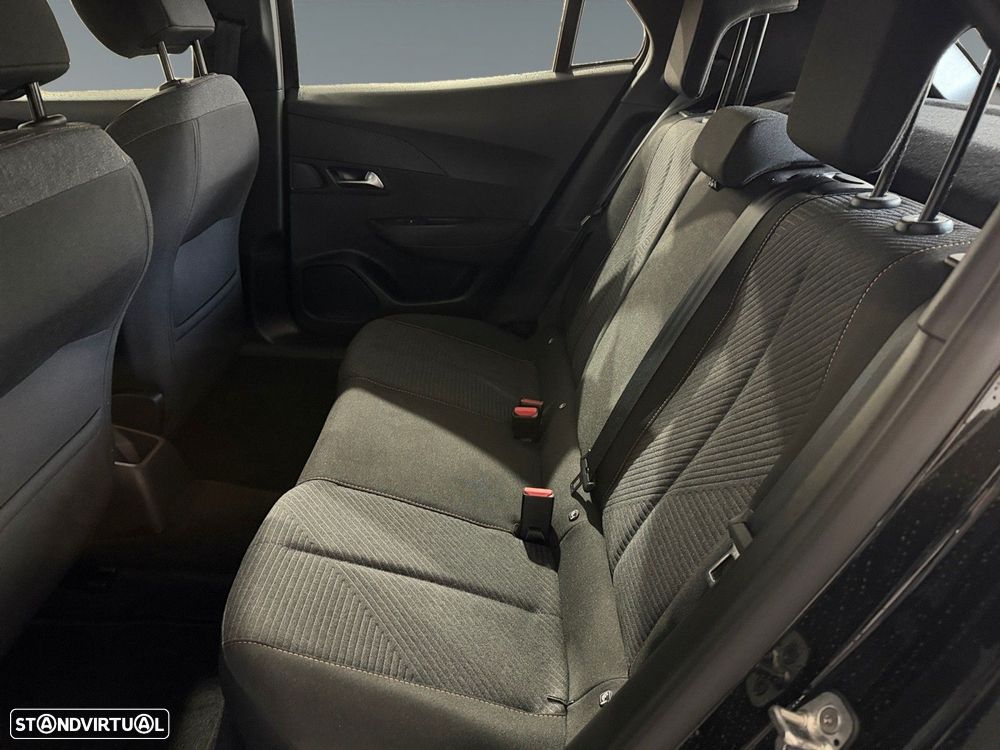 Peugeot 2008 1.2 PureTech Style - 12