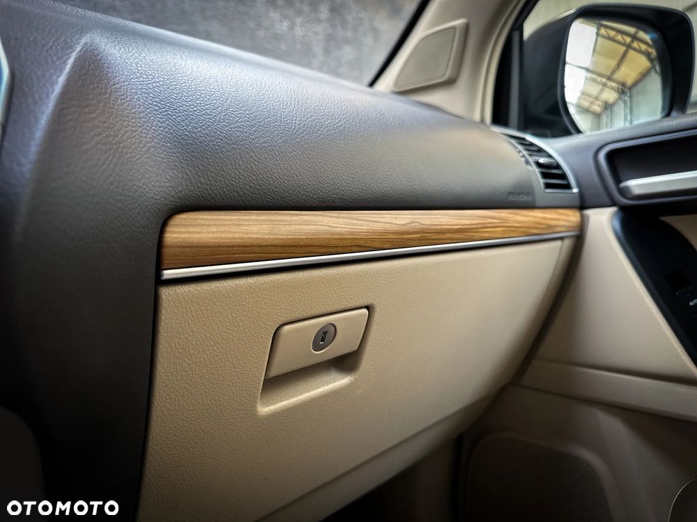 Toyota Land Cruiser LC 2.8 D-4D Invincible - 25