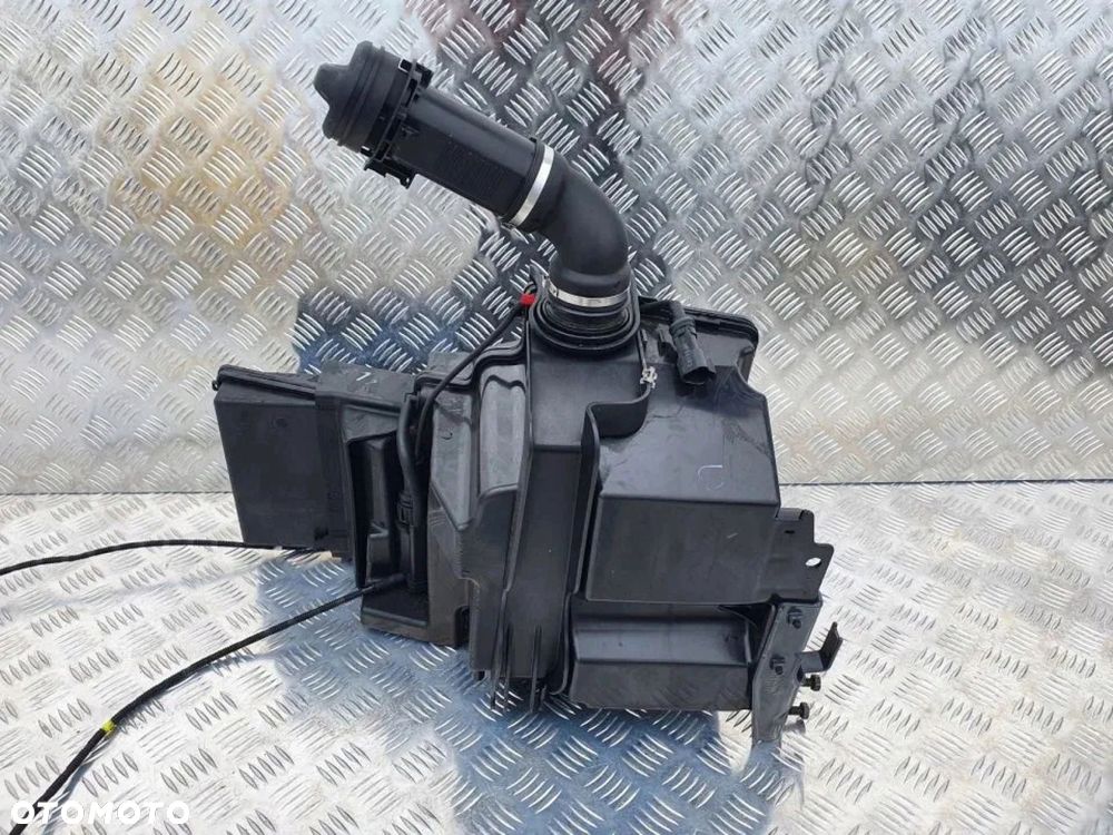 ZBIORNICZEK ZBIORNIK PŁYNU SPRYSKIWACZY SCANIA NTG - 1