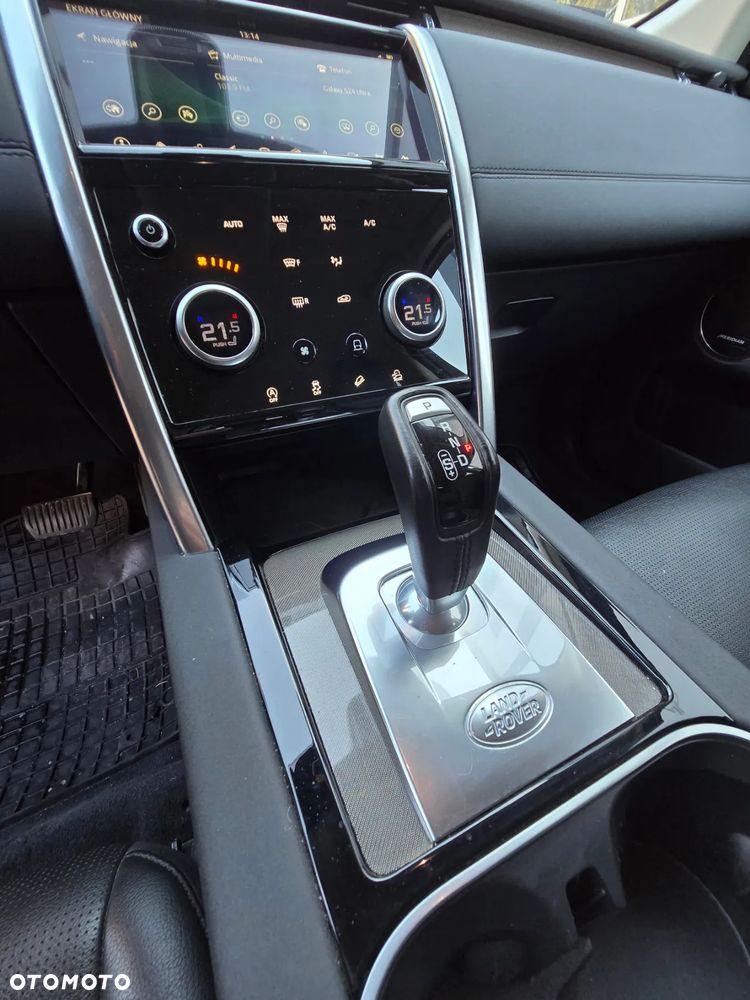 Land Rover Discovery Sport - 10