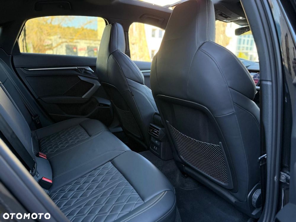 Audi S3 Limousine - 22