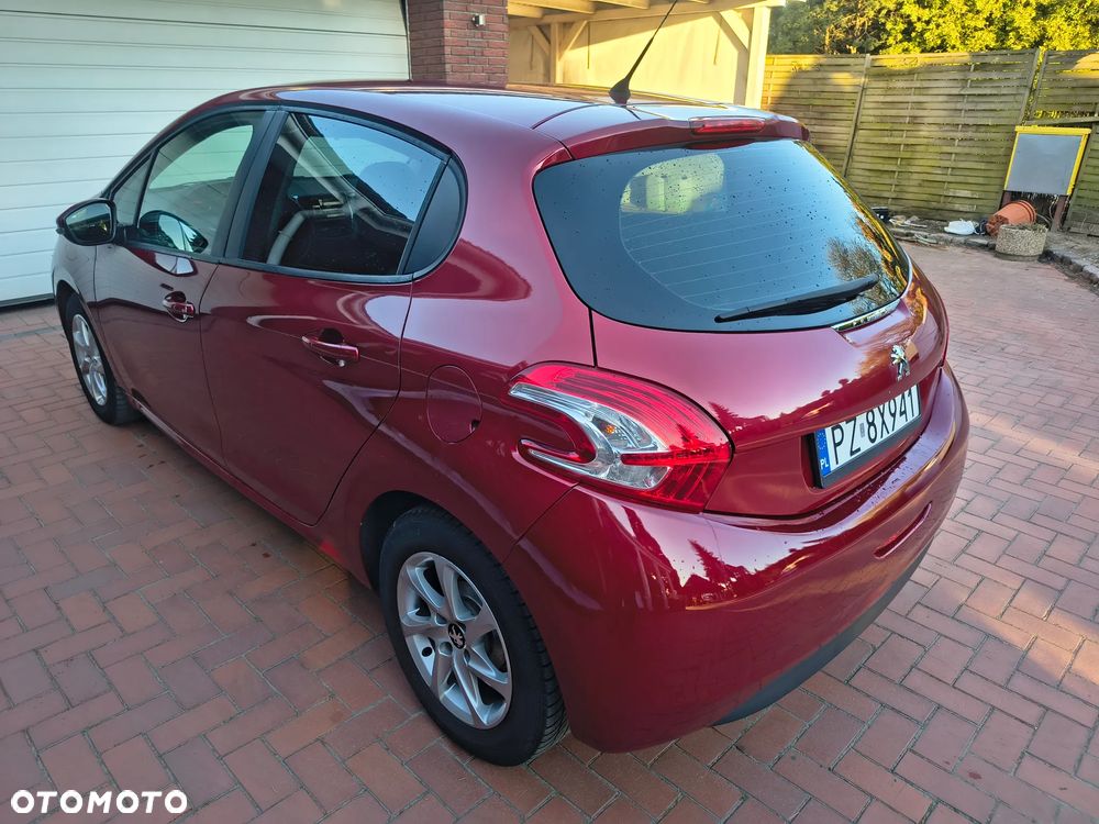Peugeot 208 1.2 VTi Allure - 2