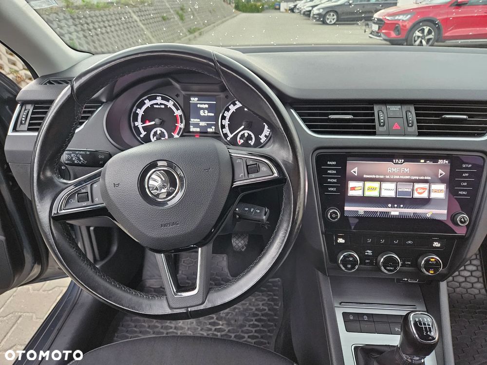 Skoda Octavia 1.4 TSI Ambition - 10