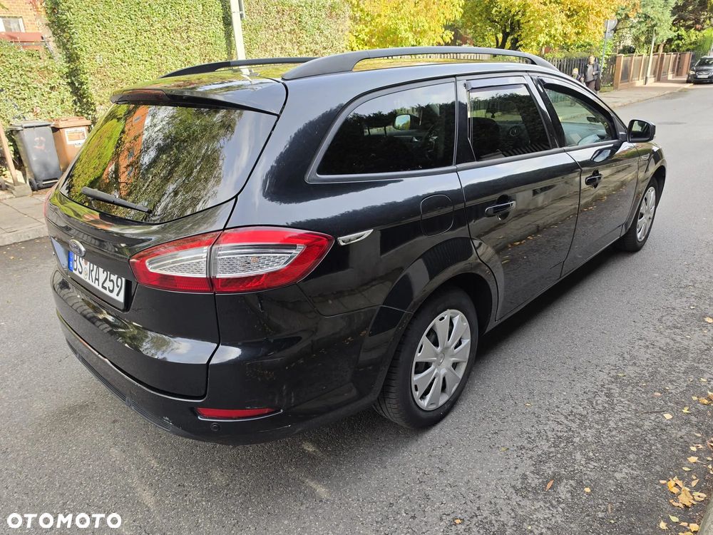 Ford Mondeo 2011 photo 2