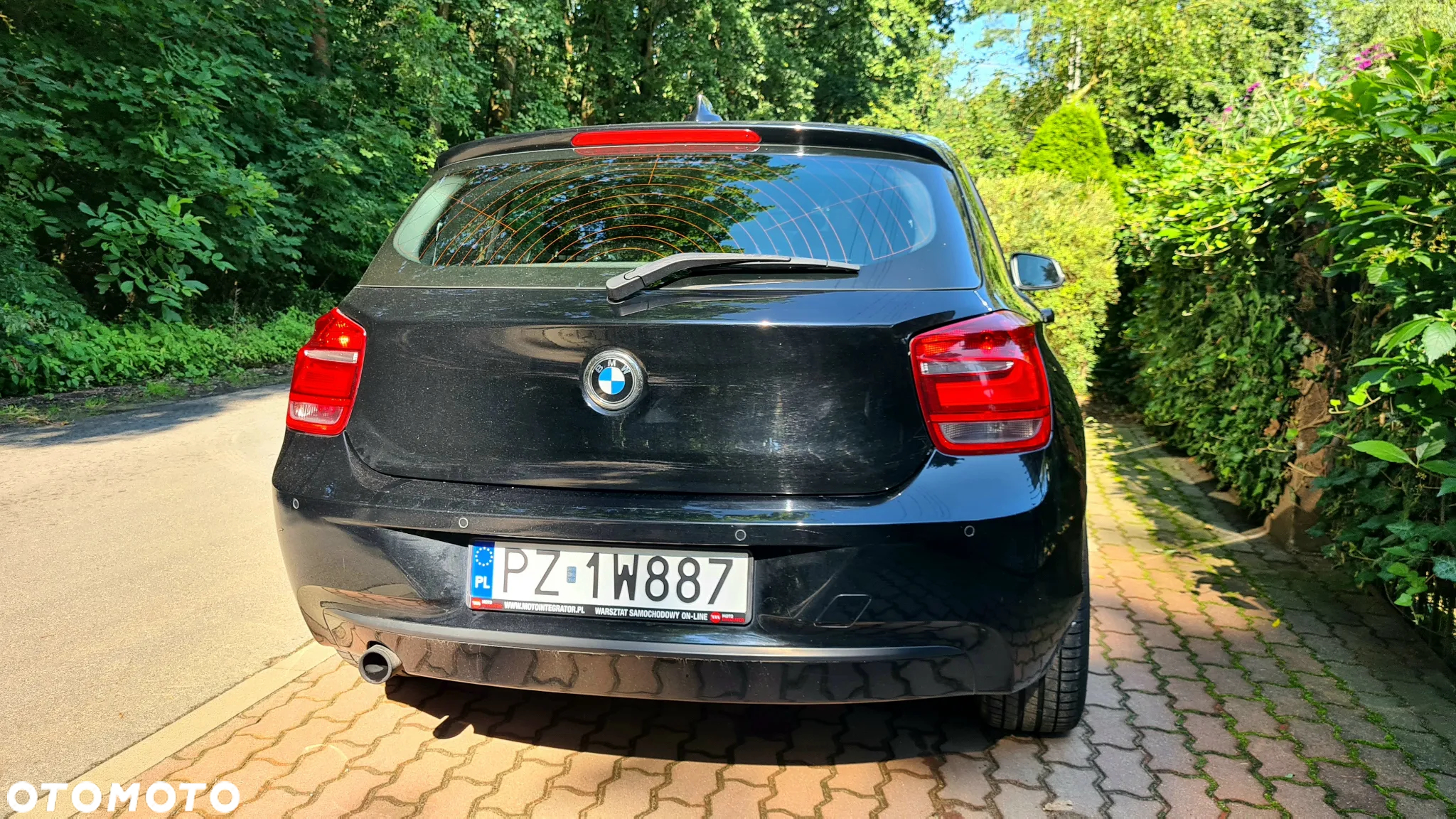 BMW Seria 1 116i - 25