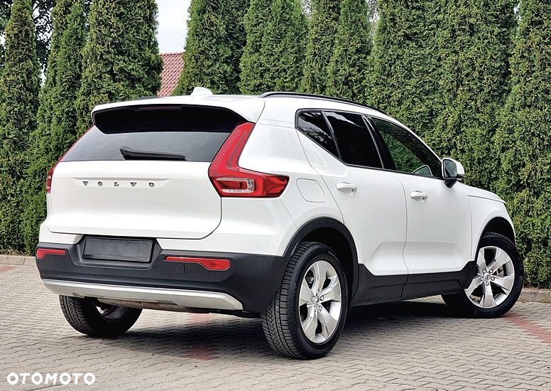 Volvo XC 40 B4 B DKG Ultimate Dark - 10