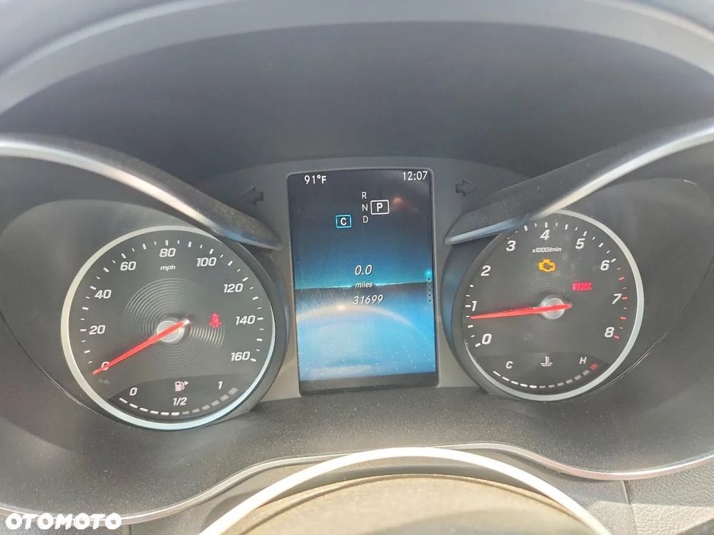 Mercedes-Benz Klasa C 300 4Matic 9G-TRONIC AMG Line - 11