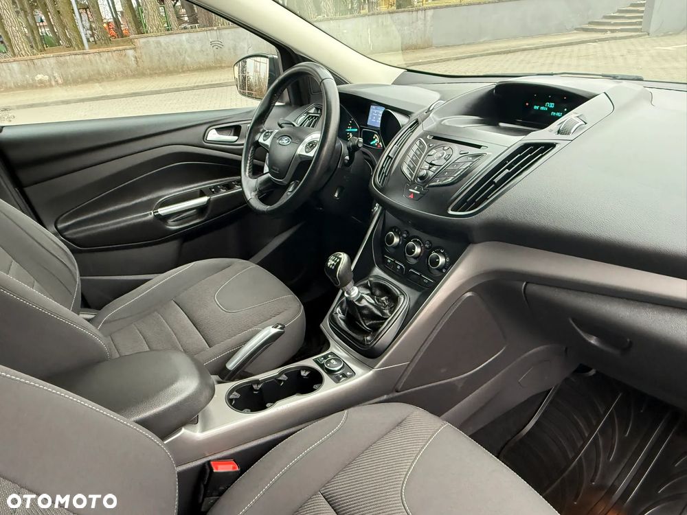 Ford Kuga 2.0 TDCi 4x4 SYNC - 34