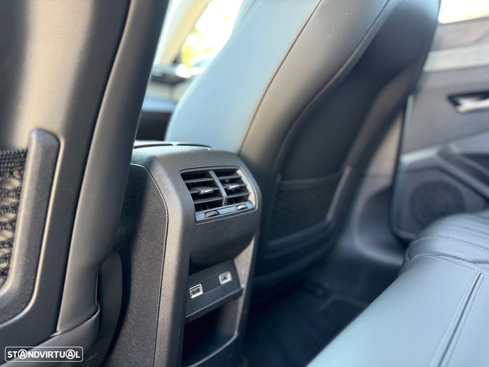 Peugeot 308 SW 1.6 Hybrid Allure e-EAT8 - 46