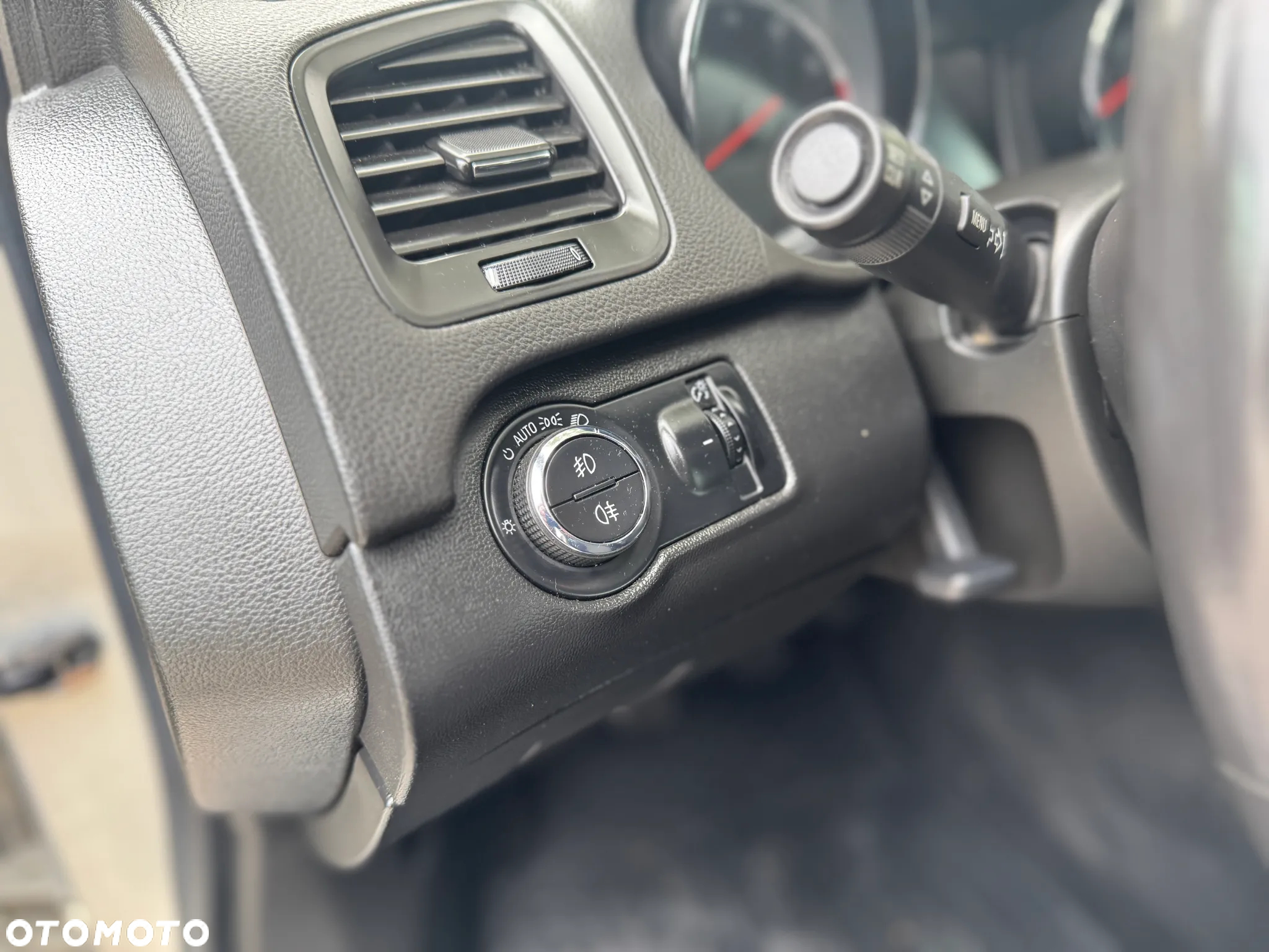 Opel Insignia 1.8 Sports Tourer Cosmo - 17