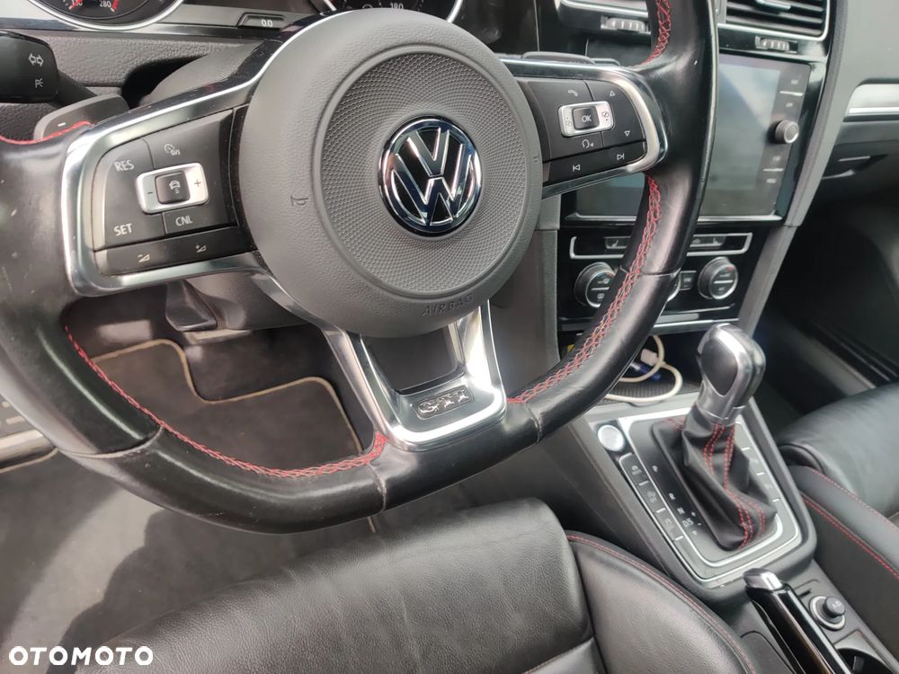 Volkswagen Golf GTI 2.0 TSI OPF DSG Performance - 21