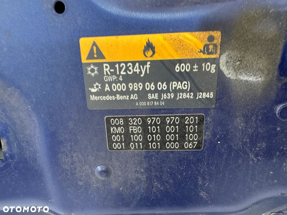 MASKA POKRYWA SILNIKA MERCEDES GLC X254 C254 W254 CZARNA KOD 040 - 13