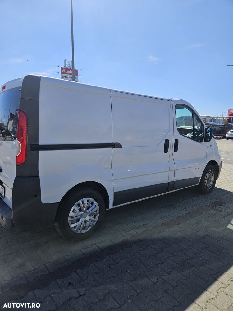 Renault Trafic - 4