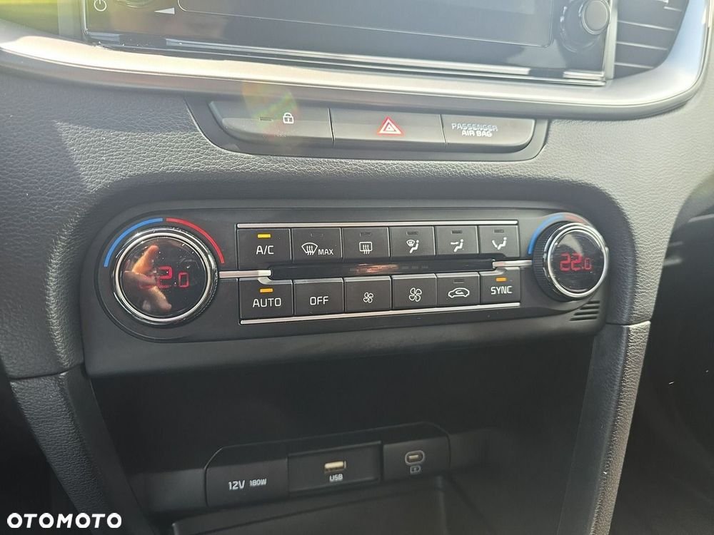 Kia Ceed - 26