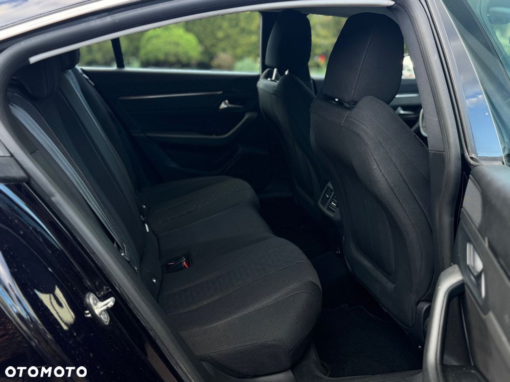 Peugeot 508 1.6 PureTech Active S&S EAT8 - 12