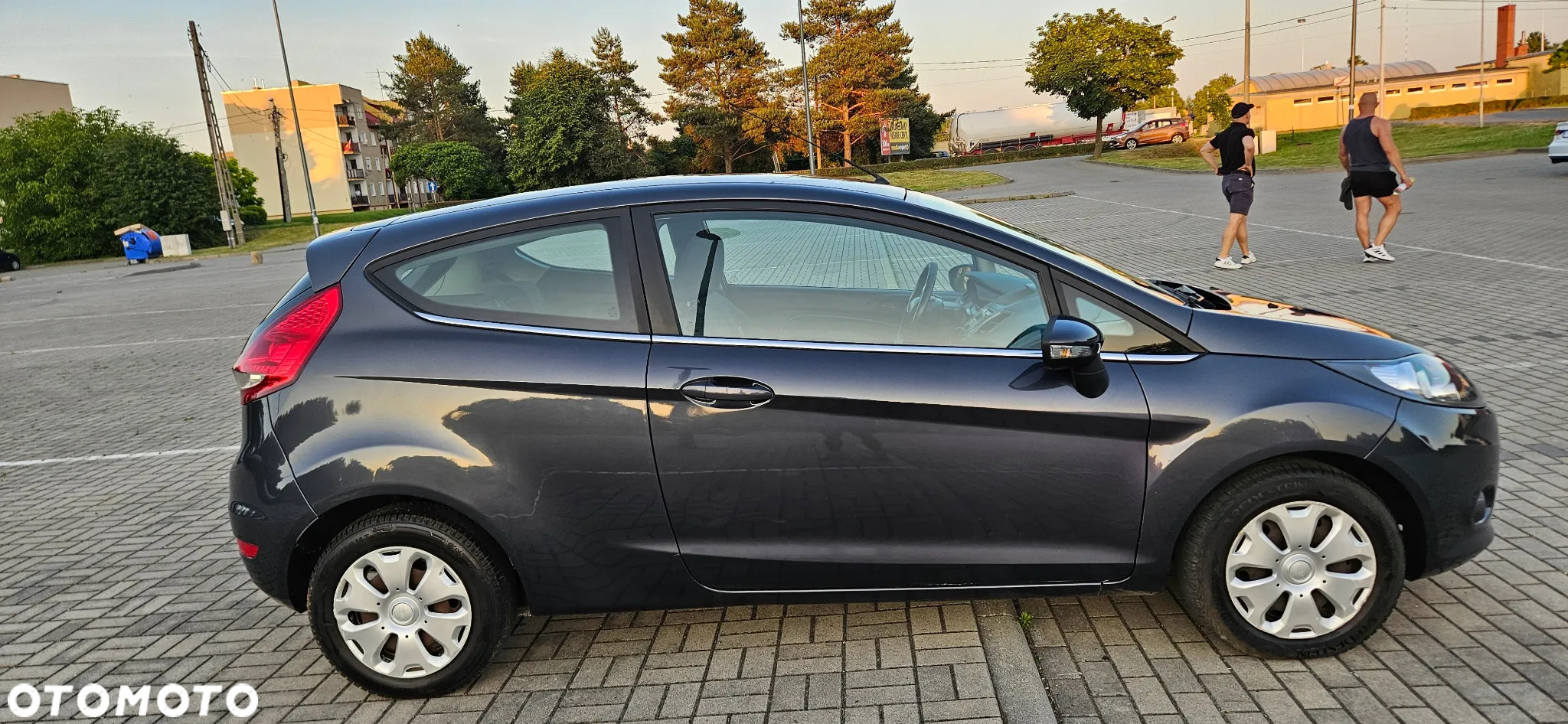 Ford Fiesta 1.6 TDCi DPF Silver X plus - 16