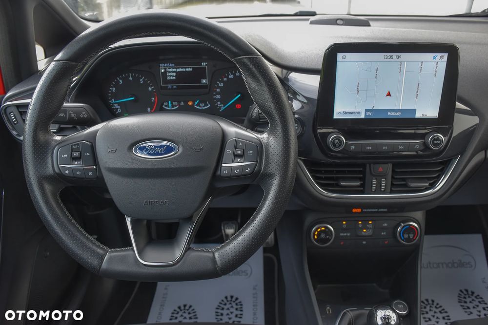 Ford Fiesta 1.0 EcoBoost STart-Stop ST-LINE - 29
