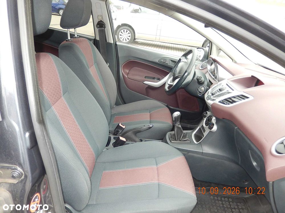 Ford Fiesta - 5