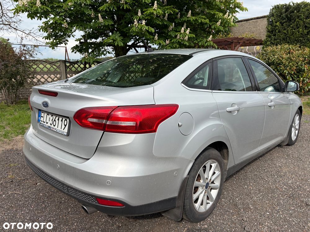 Ford Focus 2.0 TDCi Titanium ASS - 6