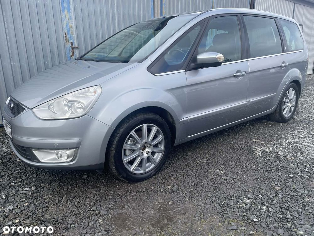 Ford Galaxy 2.0 Ghia - 1