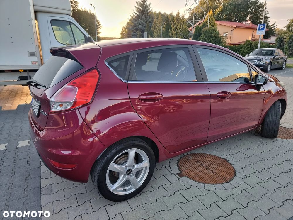 Ford Fiesta 1.0 EcoBoost STart-Stop Titanium - 5