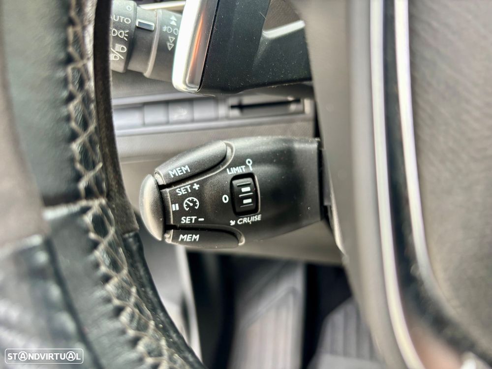 Peugeot 5008 1.5 BlueHDi Allure EAT8 - 55