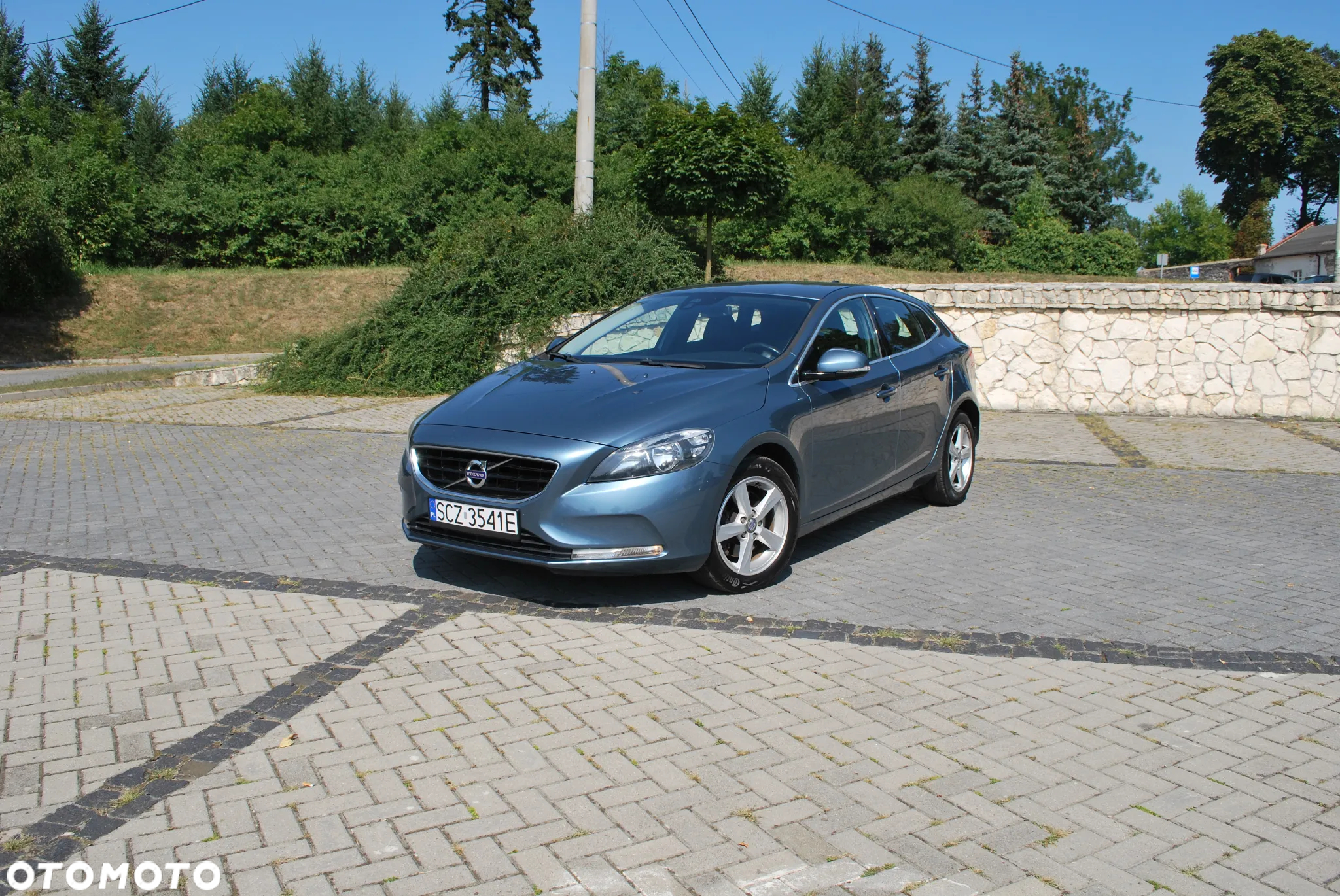 Volvo V40 T2 Momentum - 11