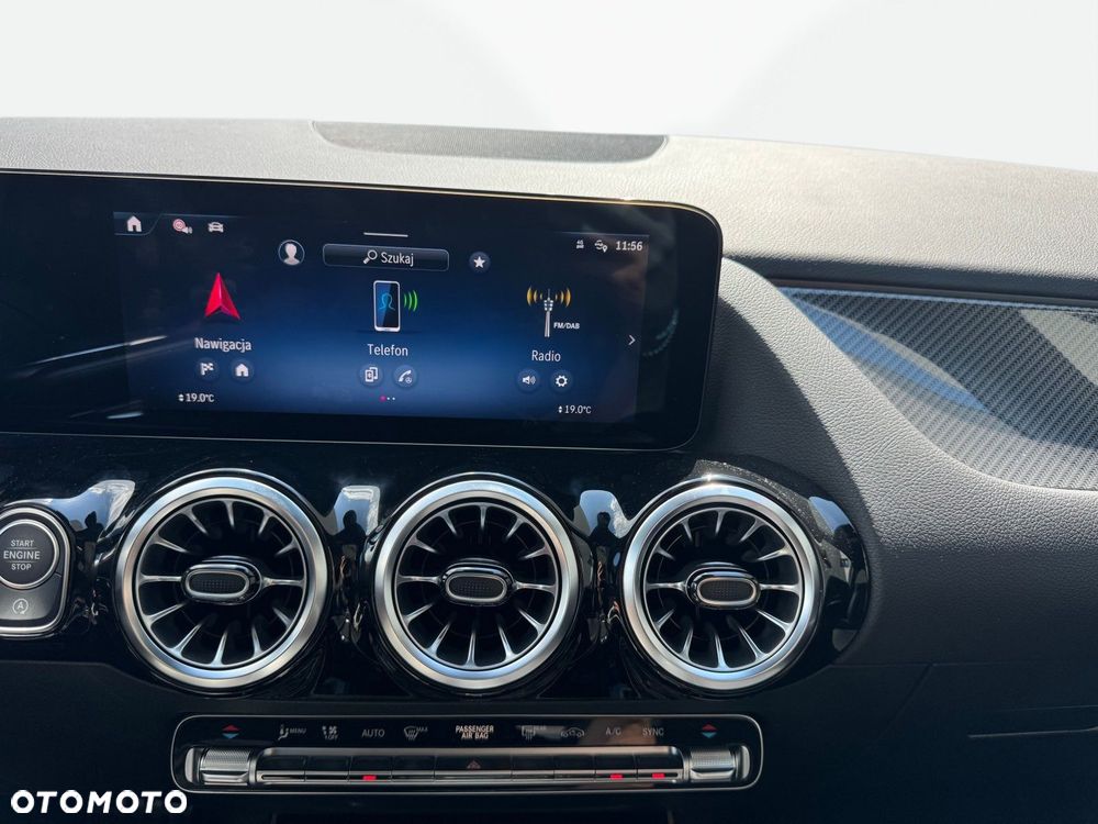 Mercedes-Benz Klasa B 200 mHEV AMG Line 7G-DCT - 16
