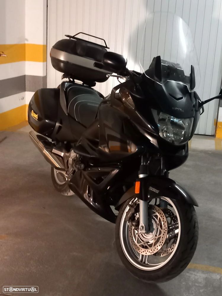 Honda Deauville NT 700 VA - 5