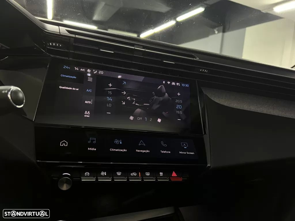 Peugeot 308 1.2 PureTech Allure Pack - 26