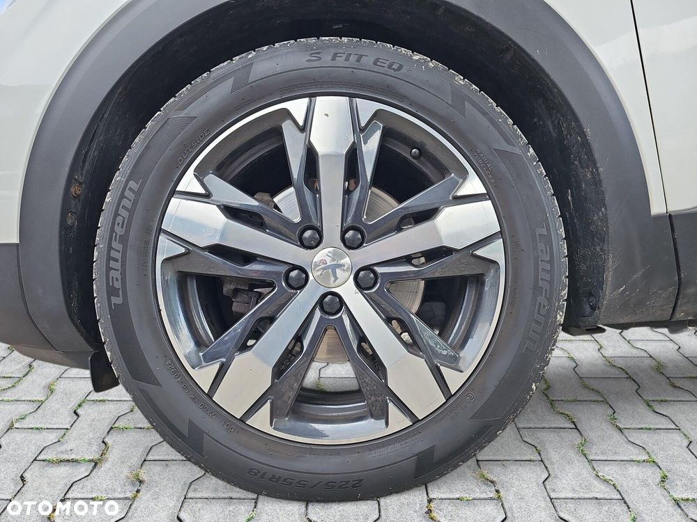 Peugeot 5008 - 11