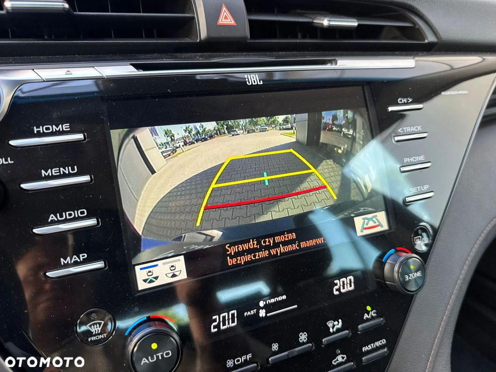 Toyota Camry 2.5 Hybrid Executive CVT - 13