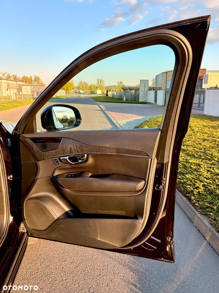 Volvo XC 90 T6 AWD Geartronic Momentum - 18