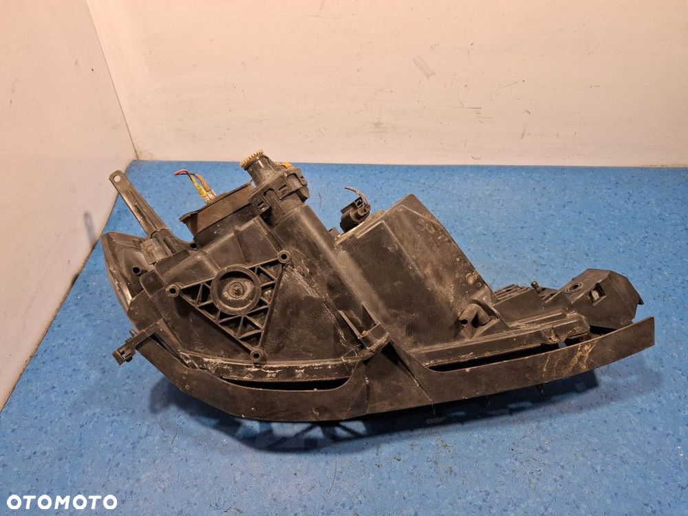 MAZDA 3 06-09 REFLEKTOR LEWY - 8