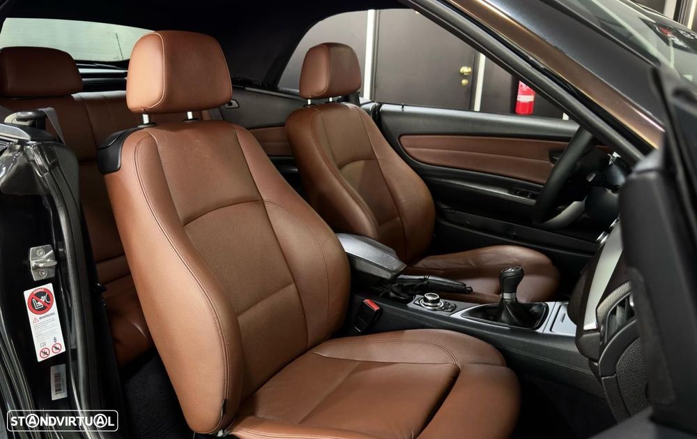 BMW 118 i Limited Edition Lifestyle c/ M Sport Pack - 18