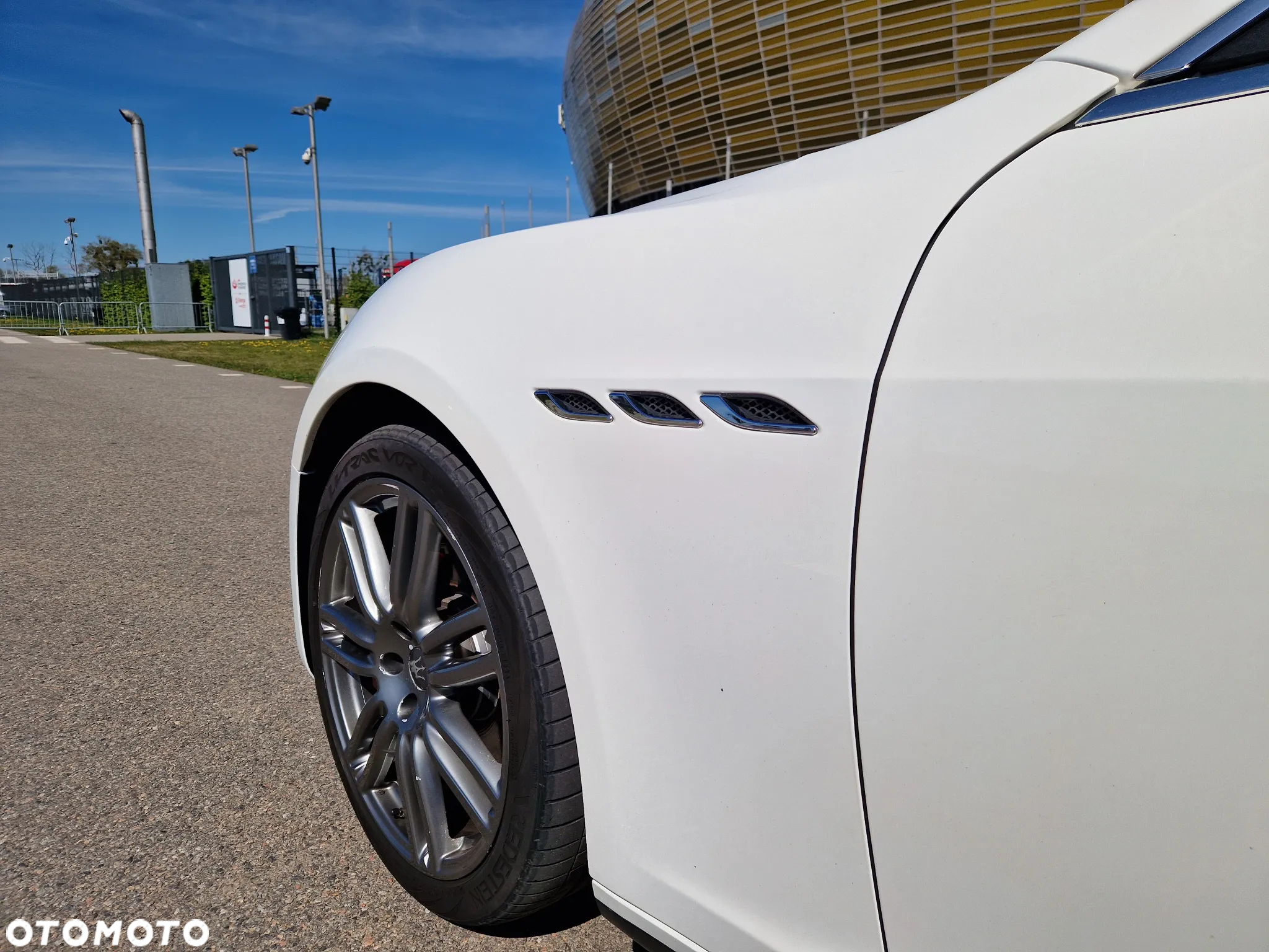 Maserati Ghibli S - 9