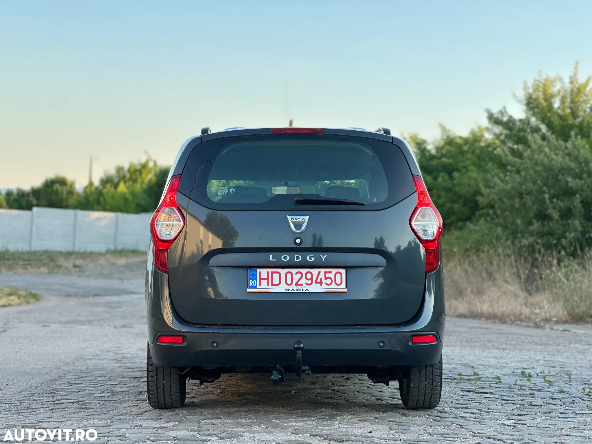 Dacia Lodgy 1.5 dCi 90 CP Laureate - 3