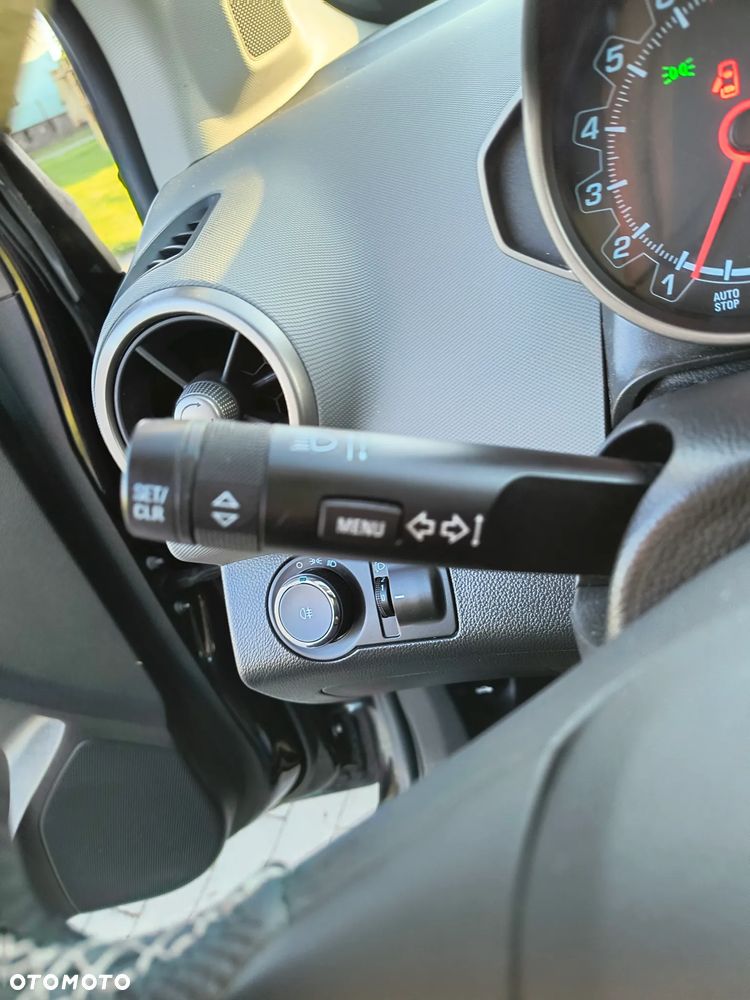 Chevrolet Aveo 1.4 16V LS - 11