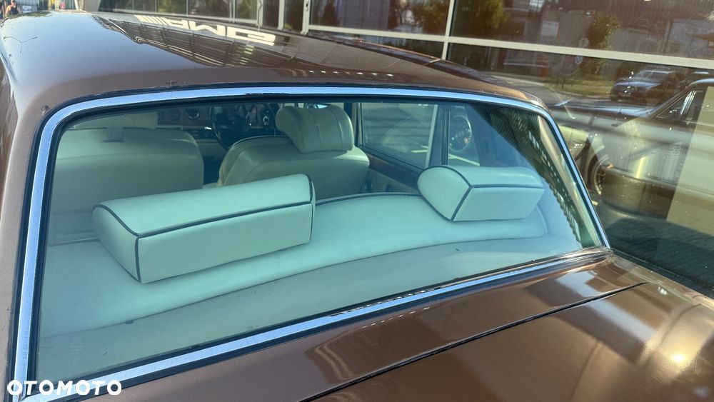 Rolls-Royce Silver Shadow - 11