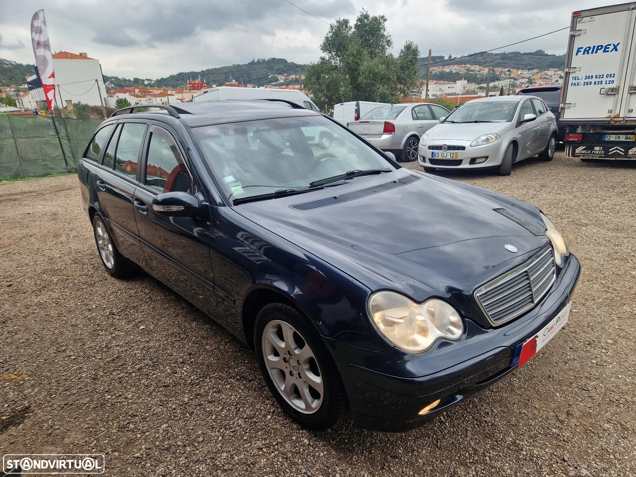Mercedes-Benz 220 - 8