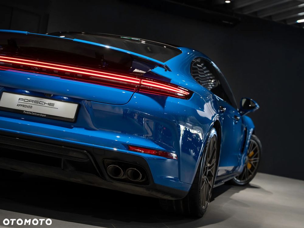 Porsche Panamera Turbo S E-Hybrid PHEV - 13