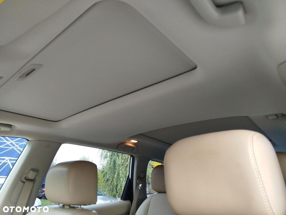 Nissan Pathfinder - 22