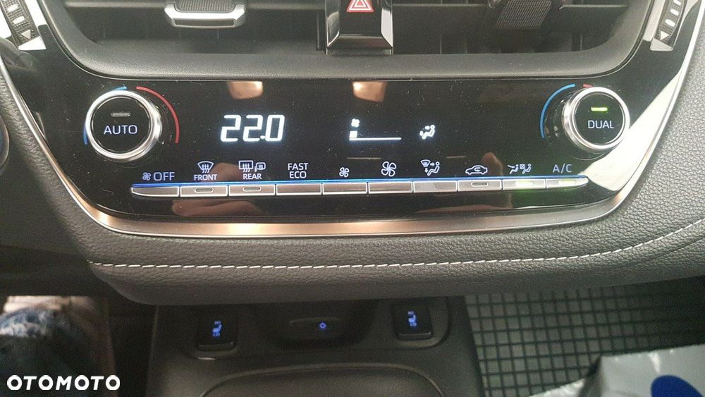 Toyota Corolla - 25